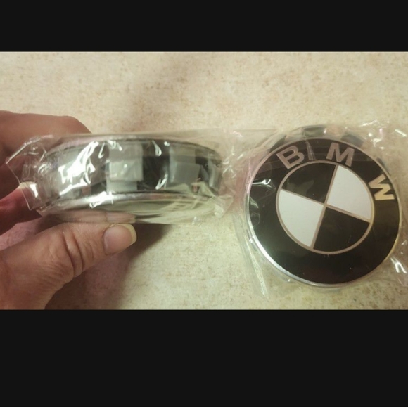 New Set Of 4 BMW hubcap Center Caps protective film on caps - Picture 6 of 7